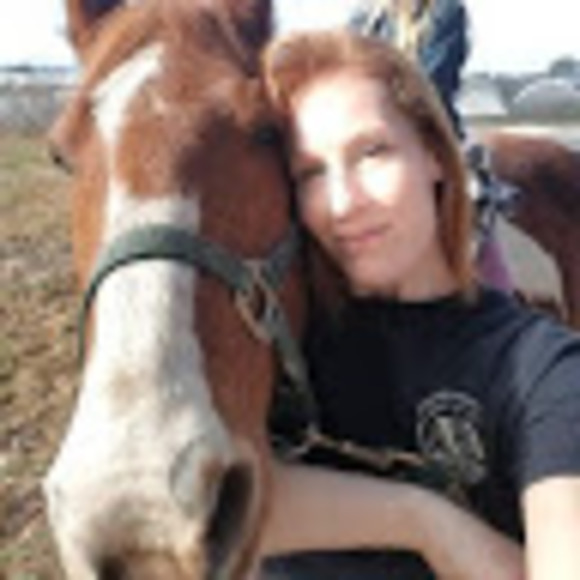 Meet your Posher, Charissa - Picture 1 of 1